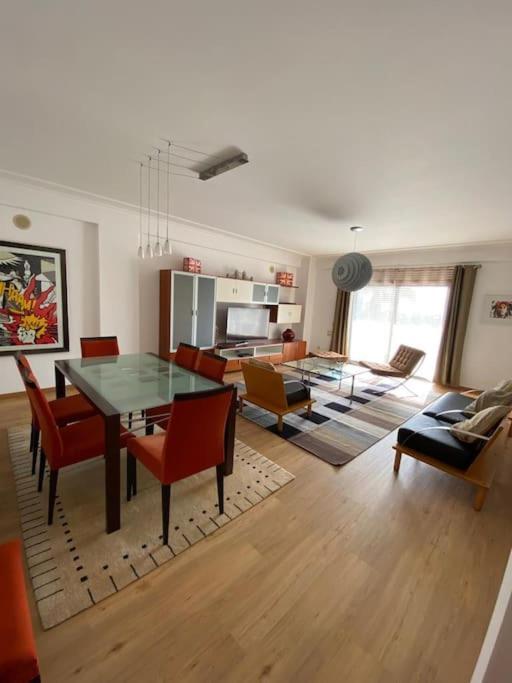 Atlantic Lodge, 1ª Linha De Praia! Кошта-да-Капарика Экстерьер фото