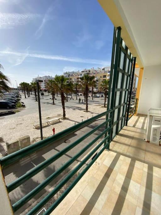 Atlantic Lodge, 1ª Linha De Praia! Кошта-да-Капарика Экстерьер фото