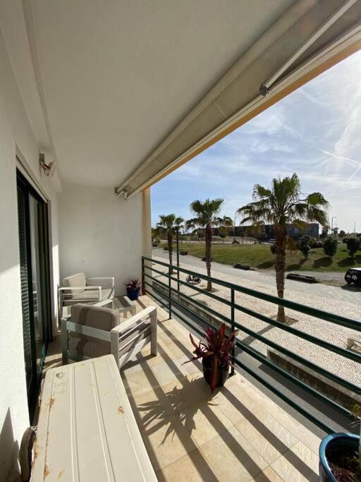 Atlantic Lodge, 1ª Linha De Praia! Кошта-да-Капарика Экстерьер фото